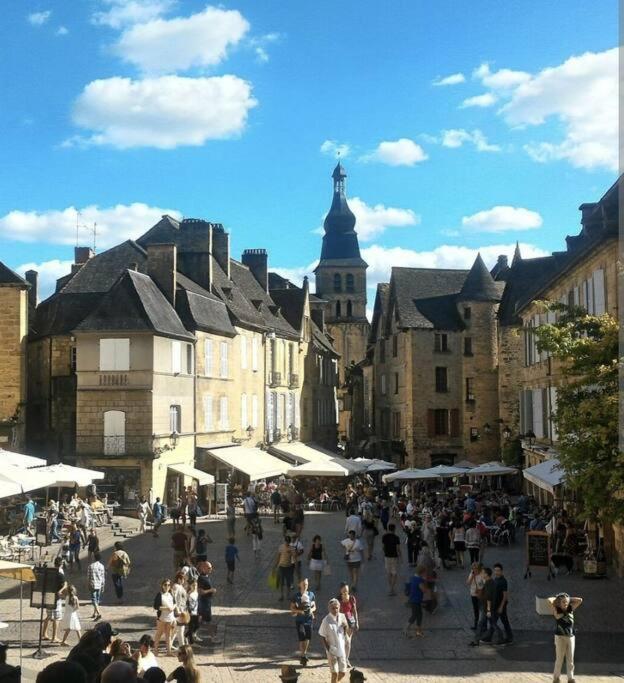Wonderful House In Sarlat Center With Heated Pool & Jaccuzi Vila Exterior foto