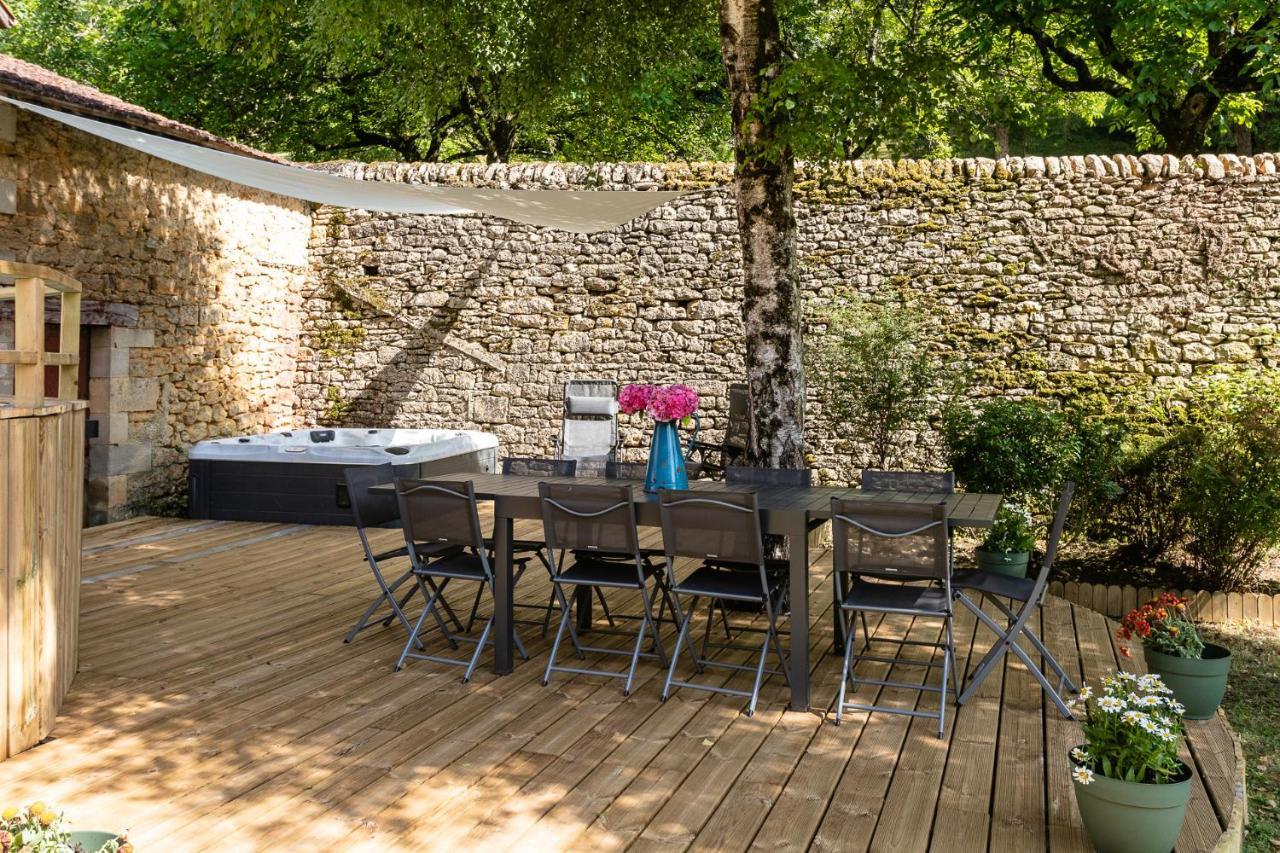 Wonderful House In Sarlat Center With Heated Pool & Jaccuzi Vila Exterior foto